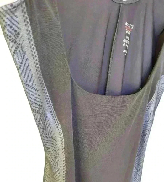 Spanx Assets Red Hot Label Bodysuit Shapewear - Picture 3 of 5